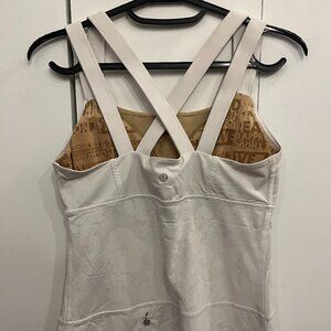 Lululemon White Strappy Back Tank w/ Built-In Bra SZ 6